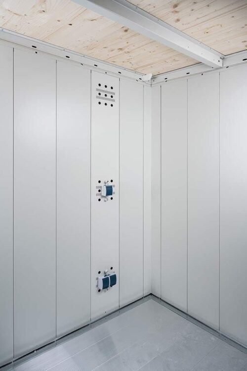 Biohort Electrical Mounting Panel Softub Switzerland. Two metal walls integrated with a mounting panel.