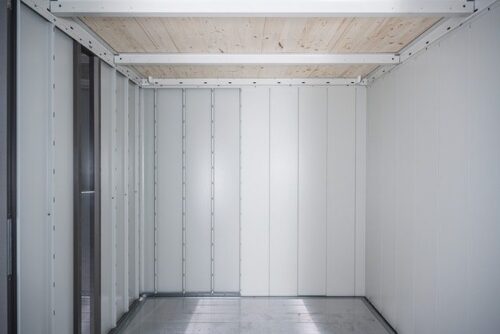 White interior lining of a shed. Biohort shed Neo interior lining Softub Switzerland